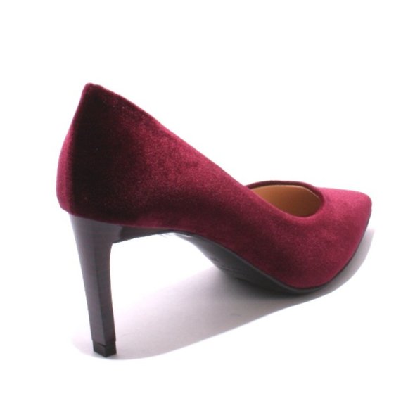 ITALIAN Burgundy Velour Leather Pointy Heel Pumps - Picture 4 of 8